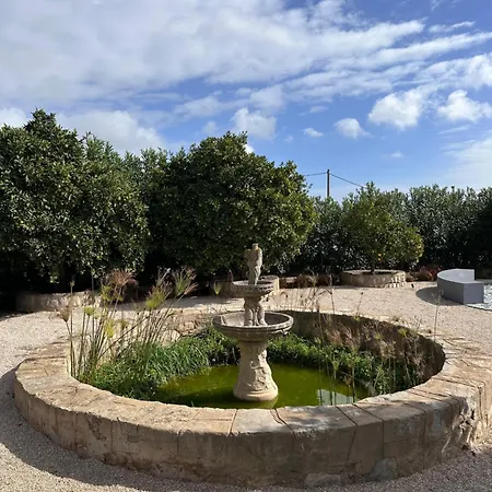 Don Rodrigues מלון טאווירה