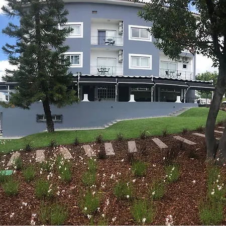 Don Rodrigues Hotel *
