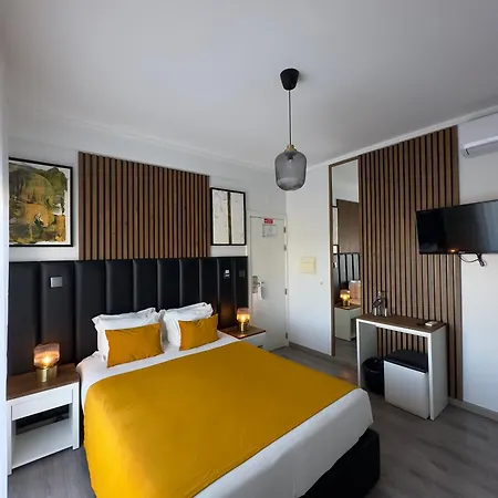 Hotel Don Rodrigues *
